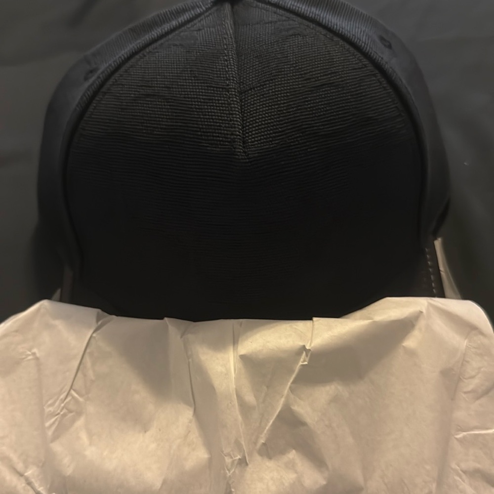 Coach Hat - Picture 2 of 3